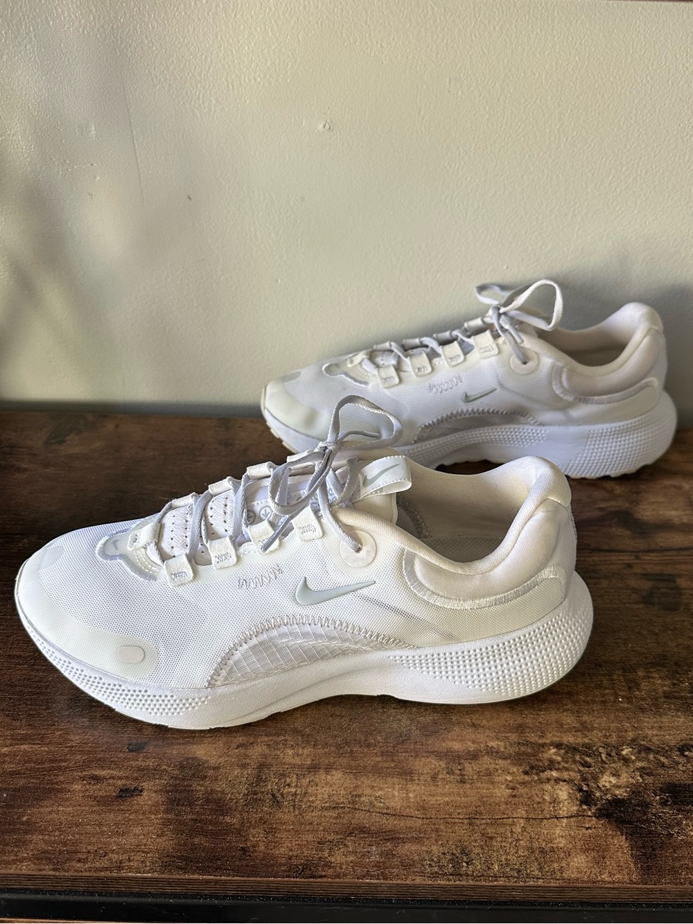 Nike Women’s All-White Athletic Sneakers Sz 10